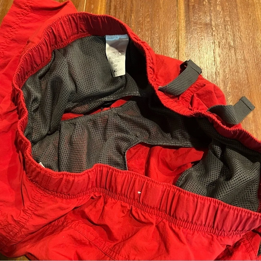 Columbia Men’s Red Omni-Shade Swim Trunks Size XL